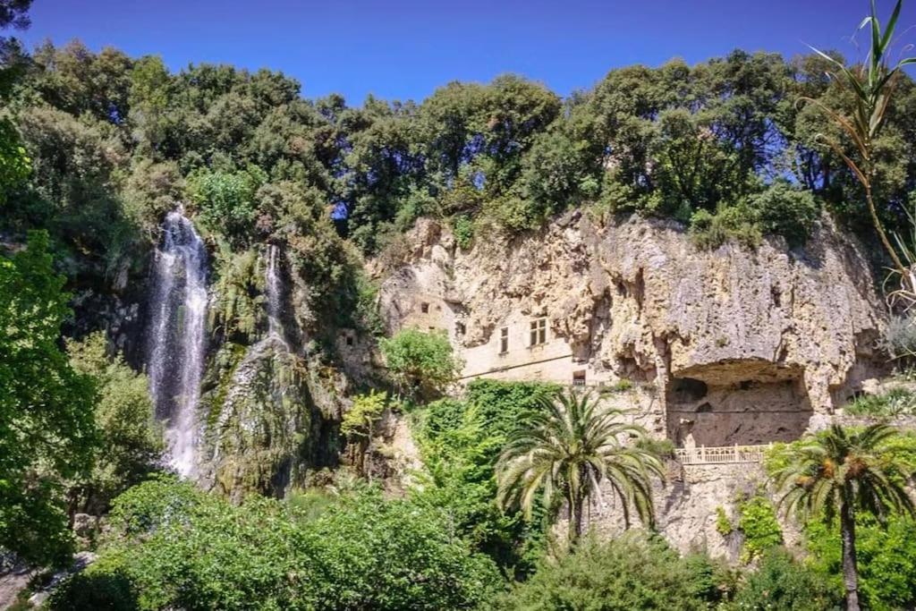 Superbe Bergerie En Coeur De Foret Avec Piscine Privee Lac Riviere Cascades Carcès Εξωτερικό φωτογραφία